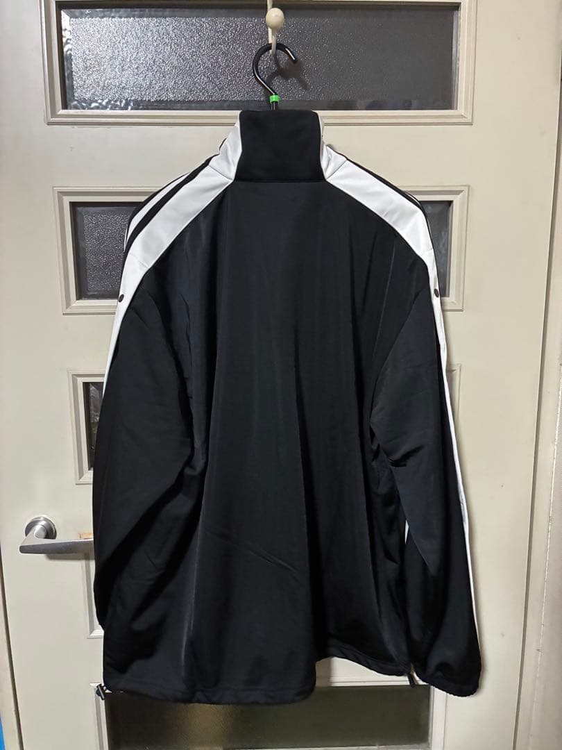 美品　ADILENIUM シーズン 2メガブレイク ジャケット　adidas