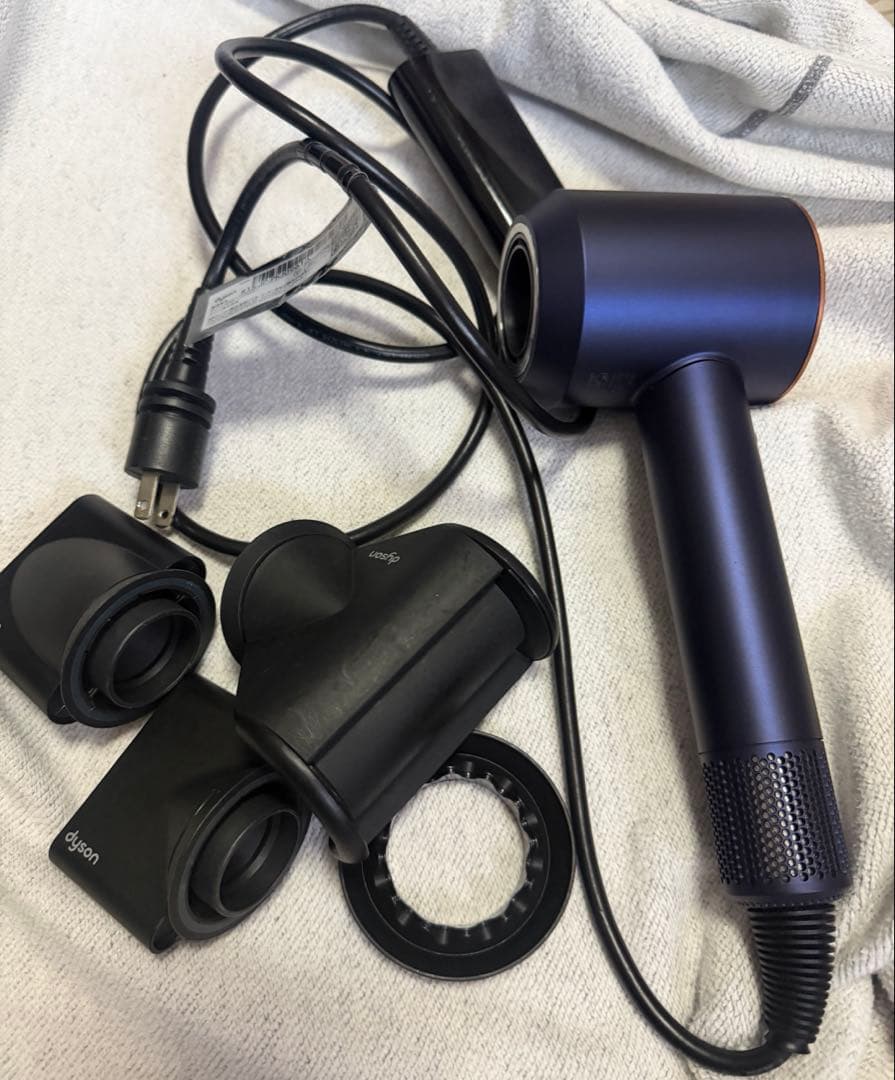 ジャンク品 Dyson ヘアドライヤー