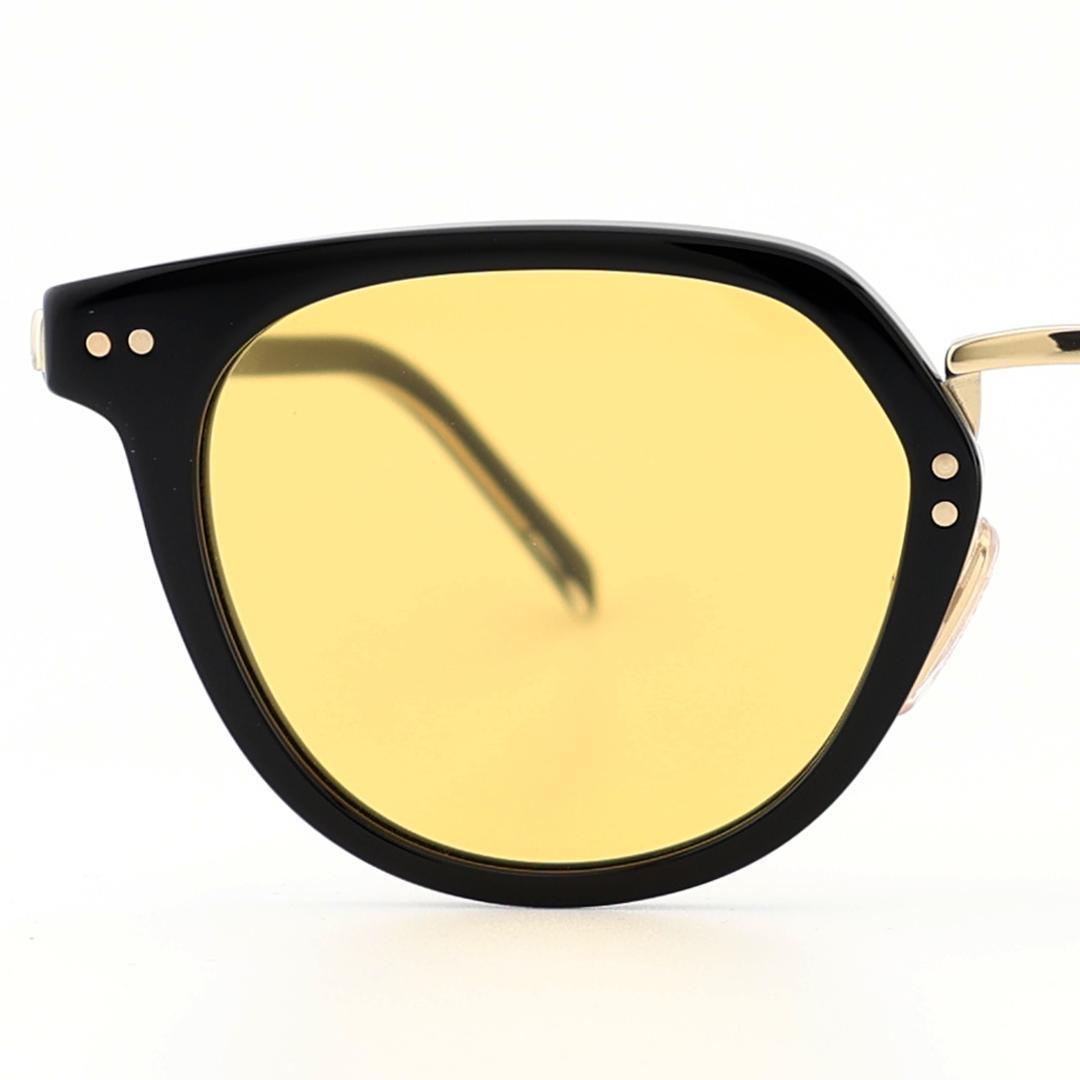 大注目《定価61,820円》PRADA／プラダ　ブラック×ゴールド　サングラス