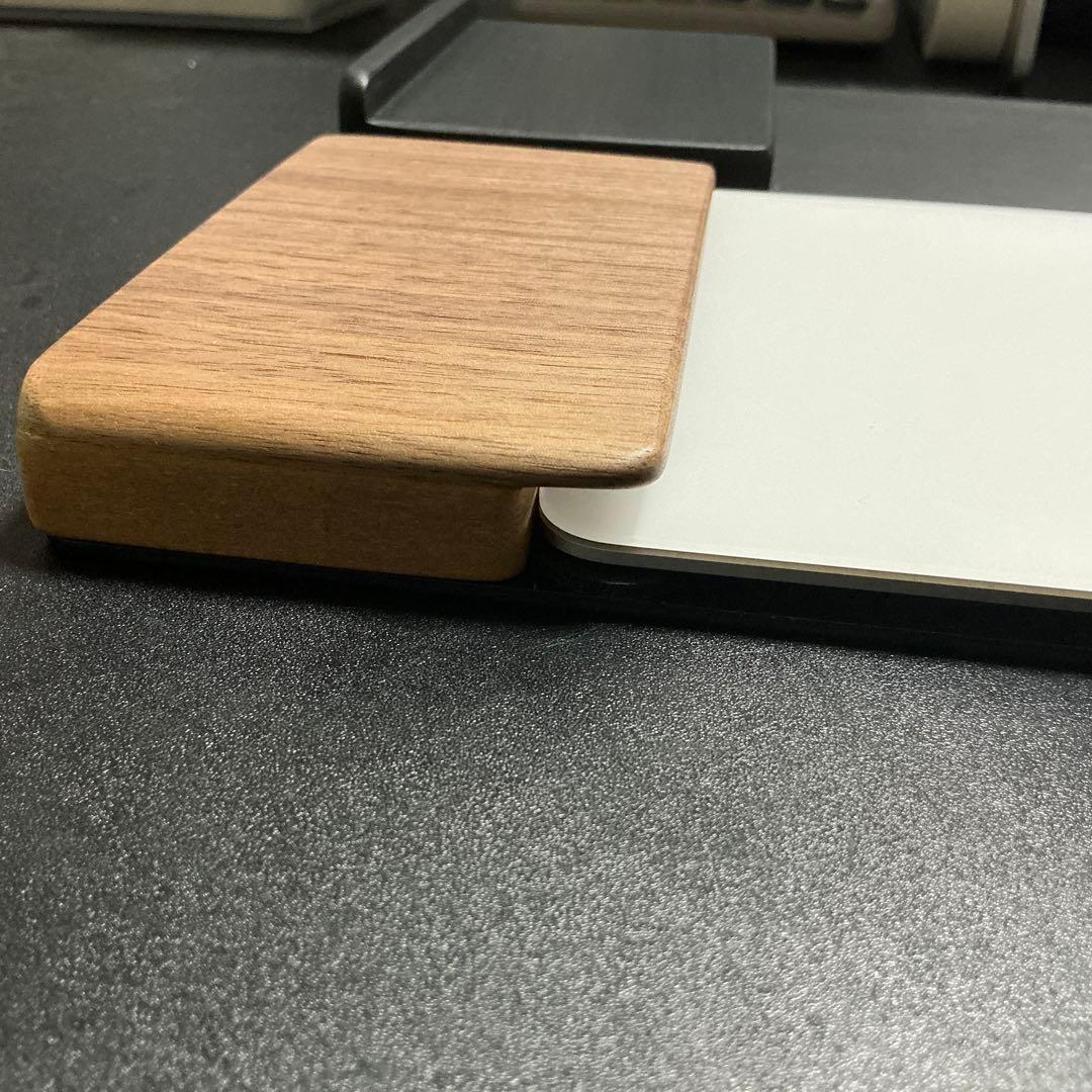 オーダー受付　テンキー付きマジックキーボード＆トラックパッド向けパームレスト