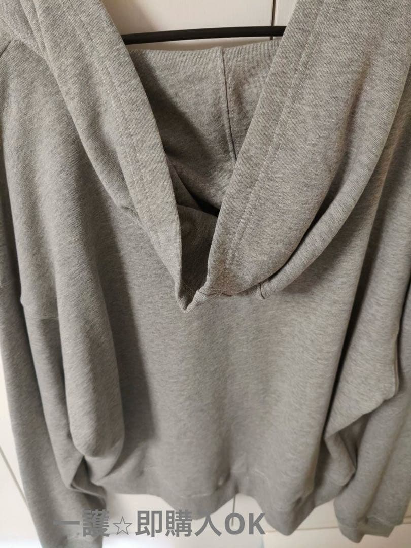 The Barnnet フード付きパーカー グレー 刺繍ロゴ