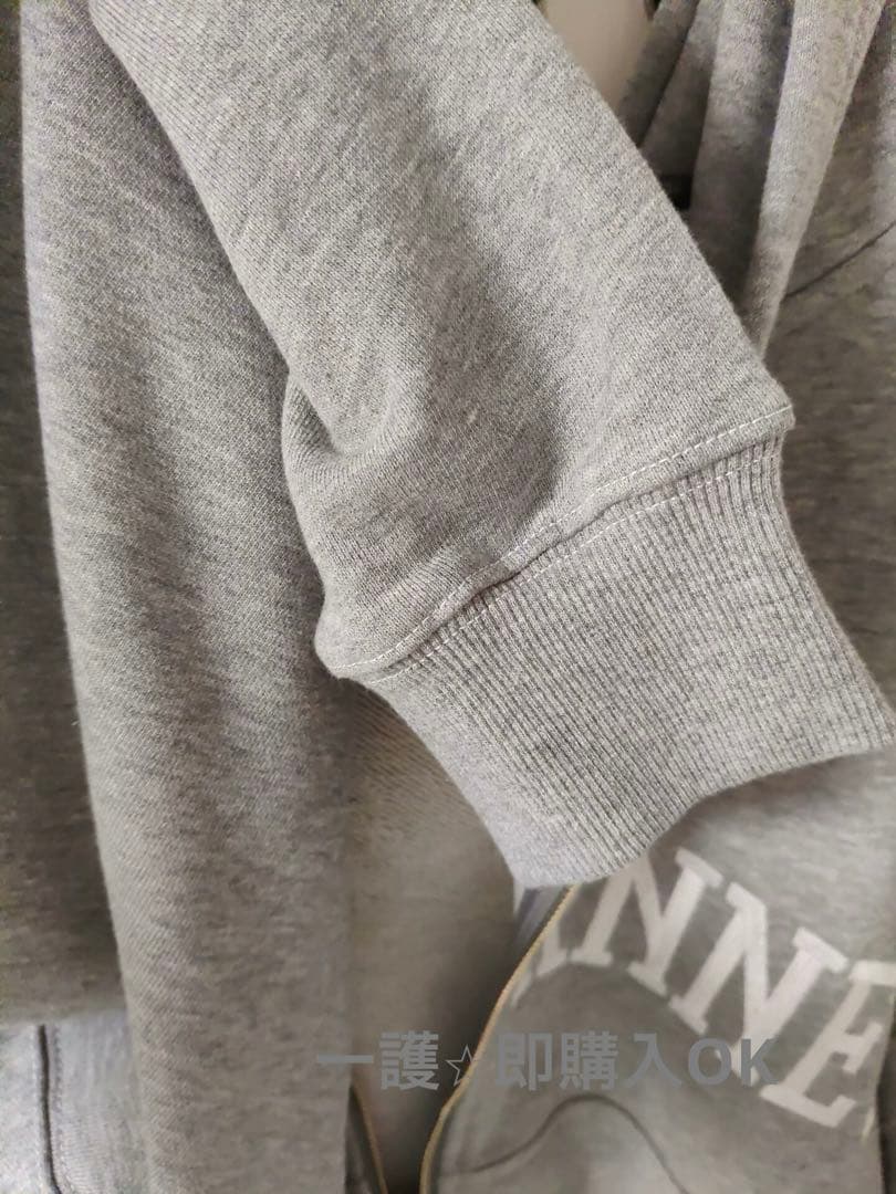 The Barnnet フード付きパーカー グレー 刺繍ロゴ