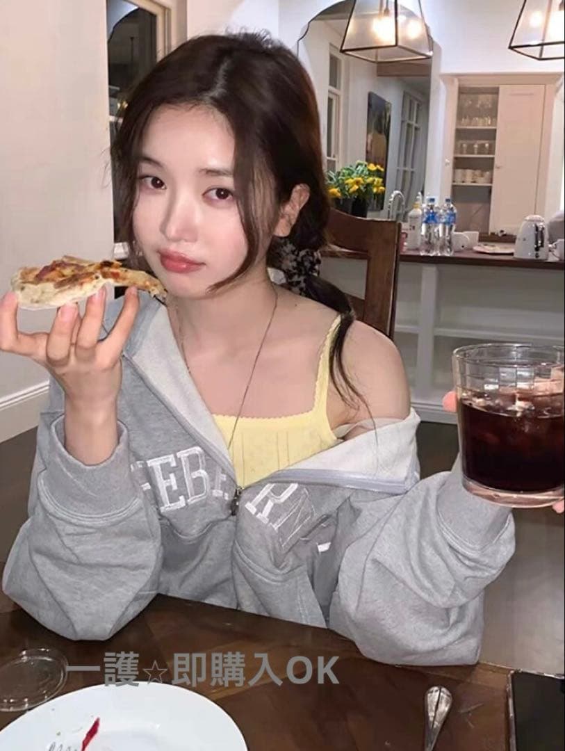 The Barnnet フード付きパーカー グレー 刺繍ロゴ