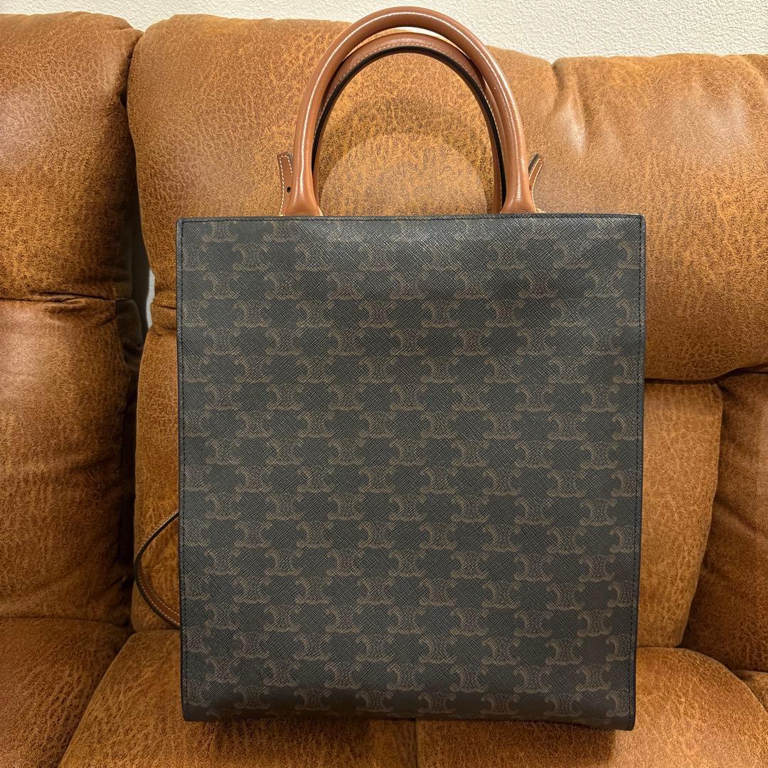 CELINE スモール バーティカル カバ トリオンフキャンバス セリーヌ
