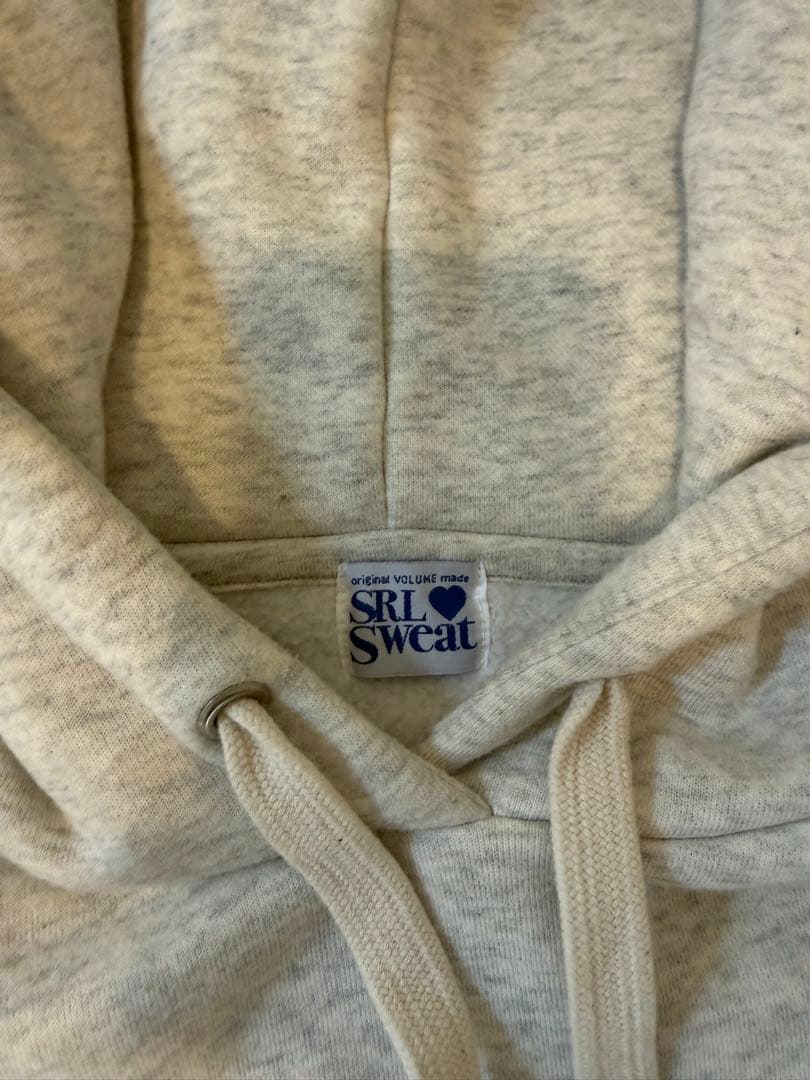 シールームリン　ボリュームフーディー　Volume Sweat フーディー