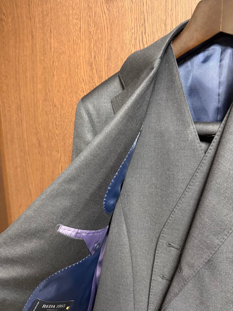 A6新品未使用！極上イタリアREDAウール100%3ピーススーツ！希少サンプル品