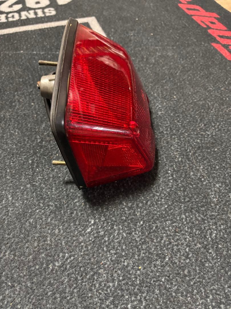 GSX1100E GSX750E ベコ　牛　純正テールランプ