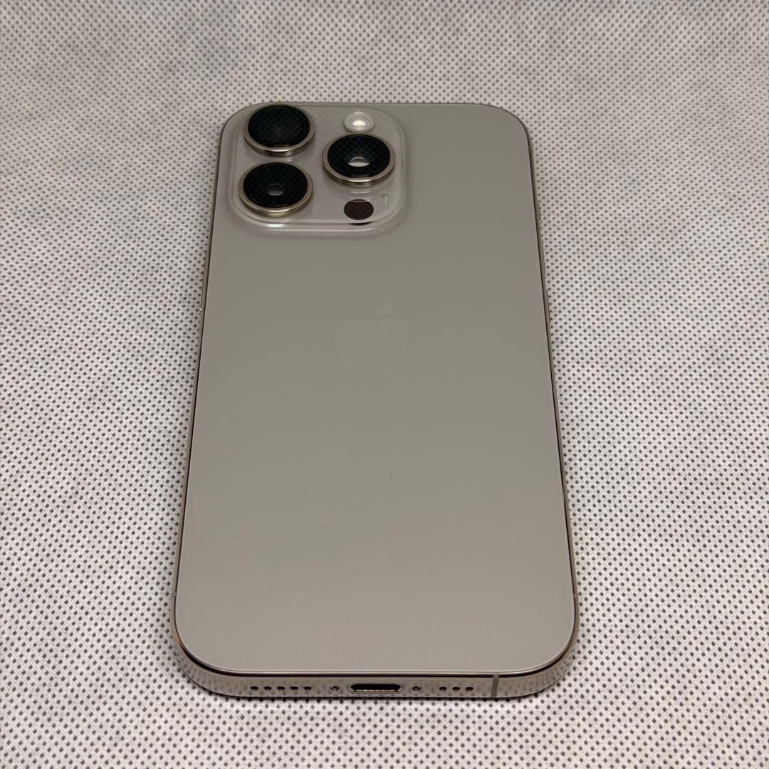 【美品】iPhone 16 Pro 1TB ナチュラルチタニウム
