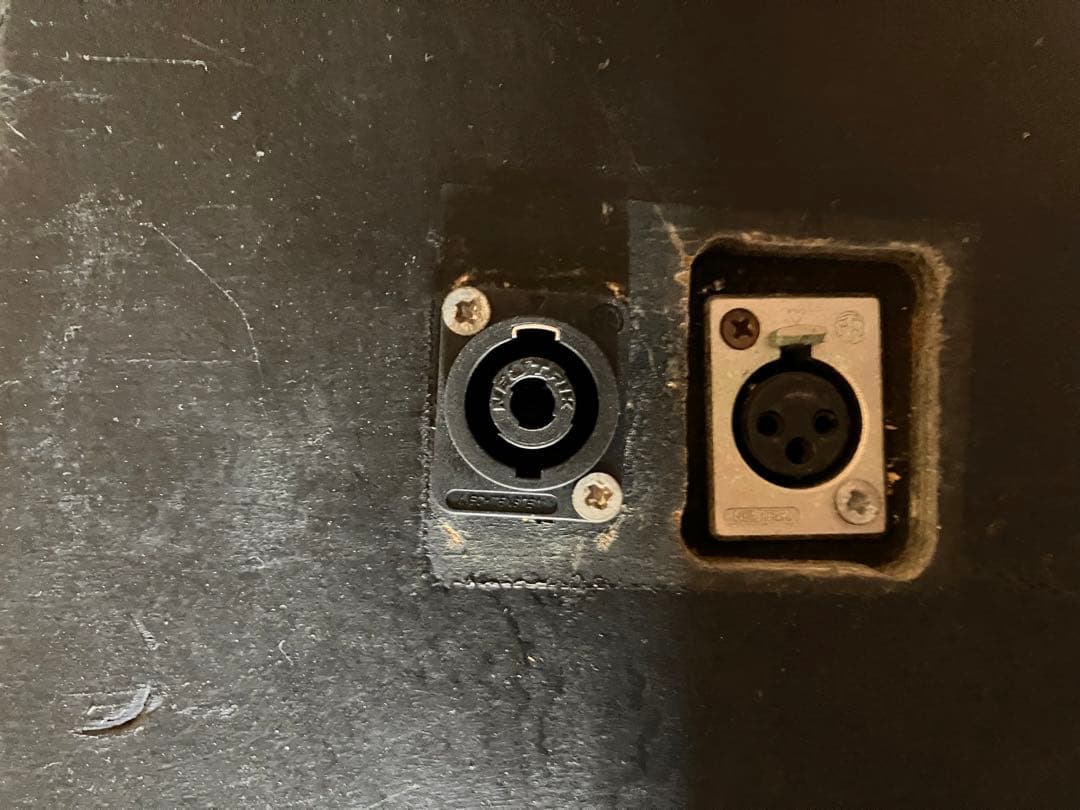 Martin Audio 215 mk3 エンクロージャーのみ 38cm×2発②