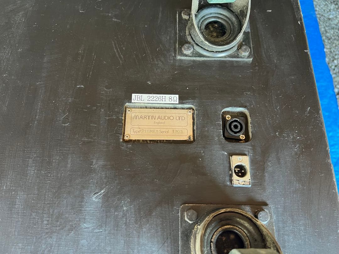 Martin Audio 215 mk3 エンクロージャーのみ 38cm×2発②