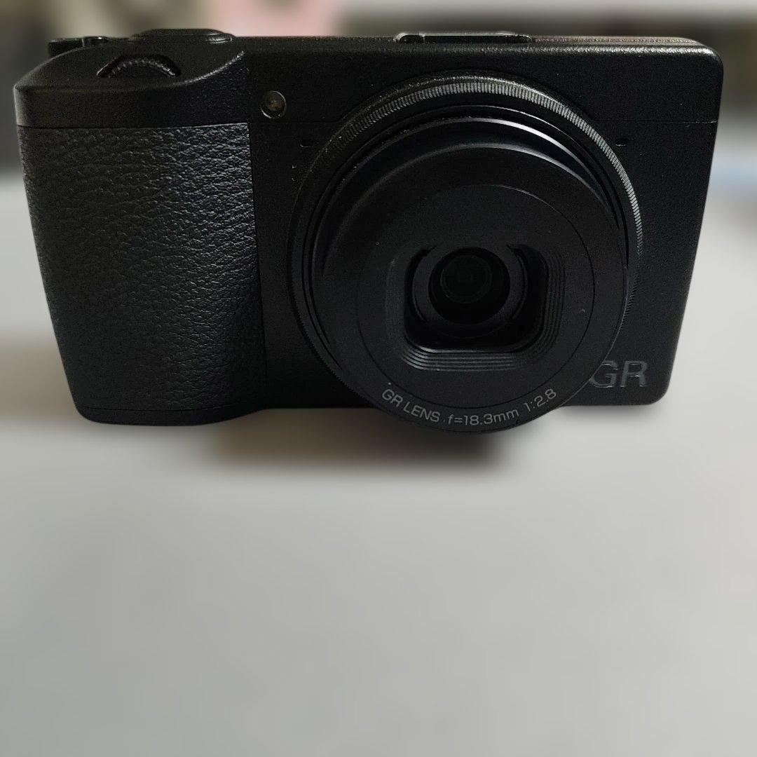 【ミニファインダー、レンズキャップ付属】RICOH GRⅢ　ショット数1228枚
