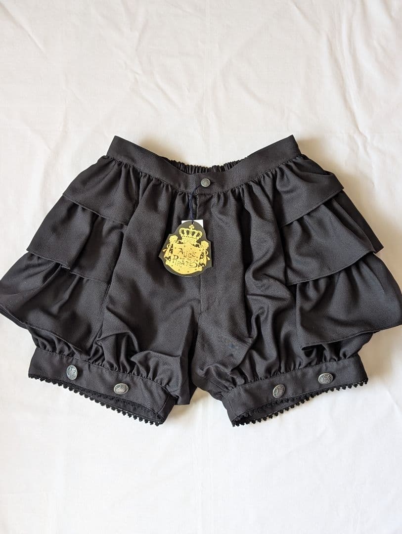 ALICE and the PIRATES サイドフリルショートパンツ