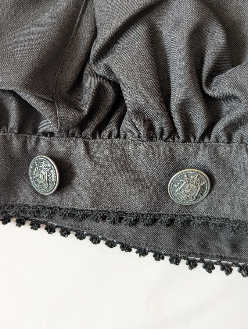 ALICE and the PIRATES サイドフリルショートパンツ