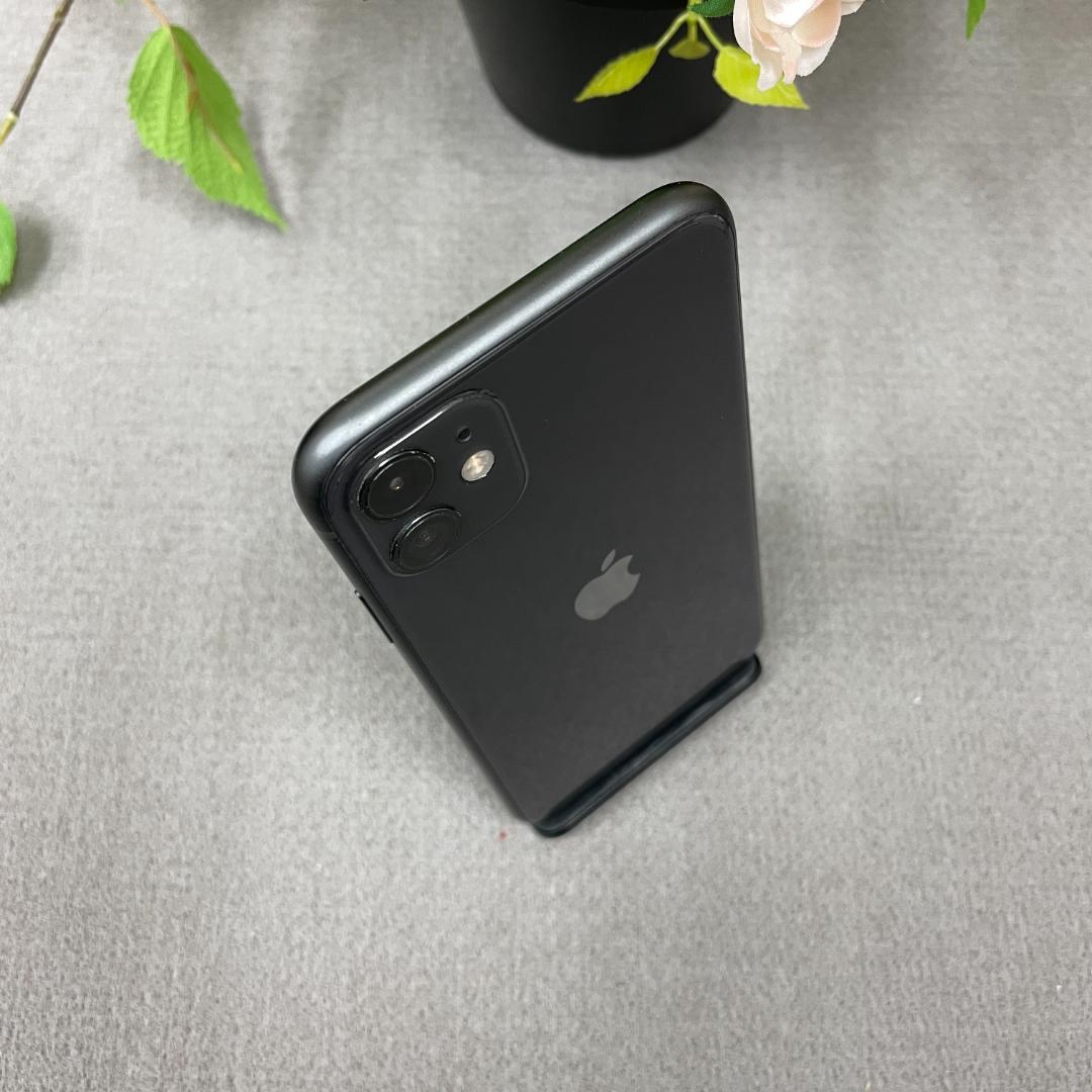 iPhone 11 64Gb ブラック 国内SIMフリー 送料無料