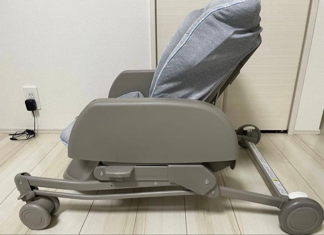 Aprica ユラリズム　スマート　ハイローチェア