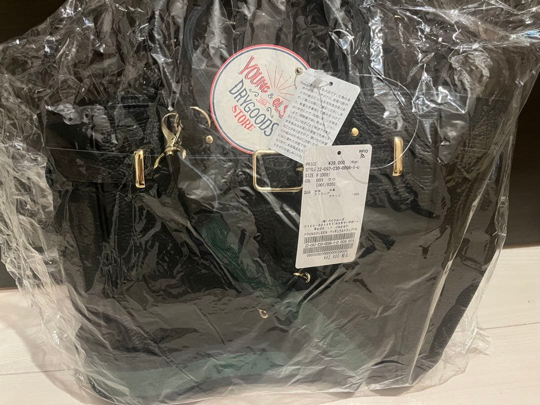 POKO　【新品】YOUNG&OLSEN 別注ストラップ付きベルトバッグ