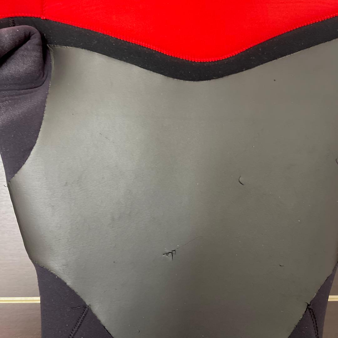 キッズフルスーツ　REVOLUTIONセミドライスーツ