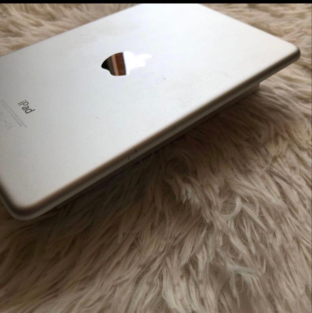 【完動品】iPad mini4 128GB SIMフリー