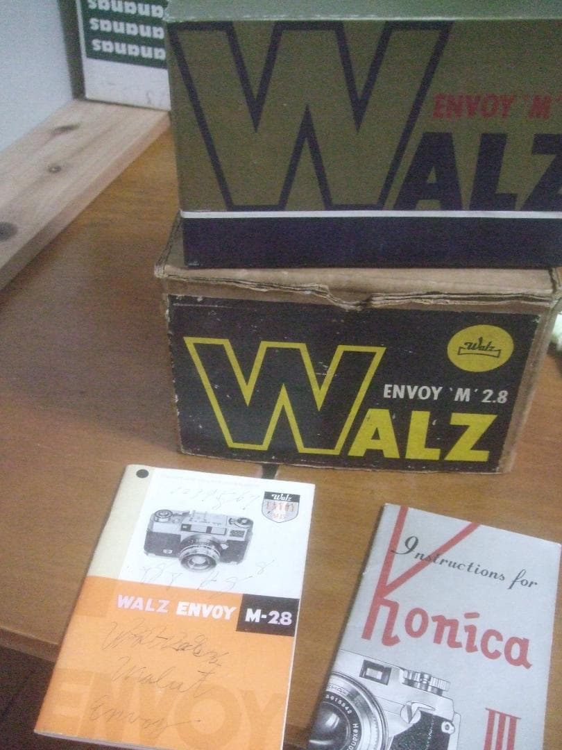 ワルツ・カメラ、元箱と取説付き。昭和35年４月・購入