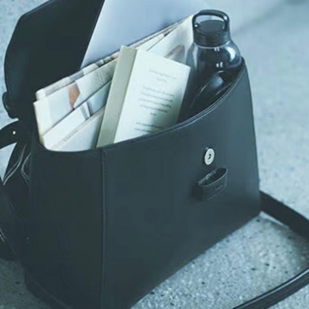 VASIC×ミモレ別注4WAYバッグ