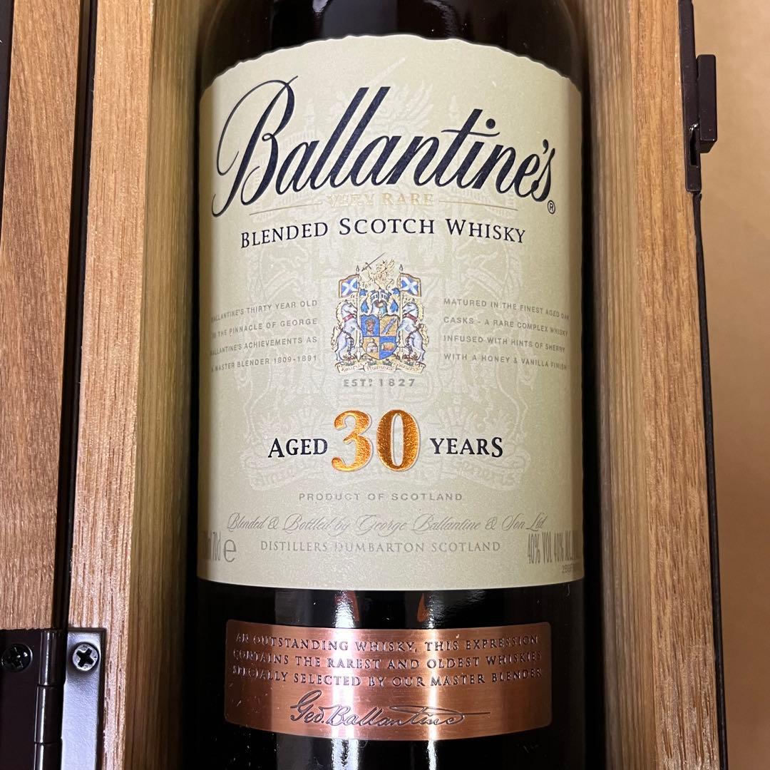 Ballartine's バランタイン 30年木箱と外紙箱付 未開封 700ml