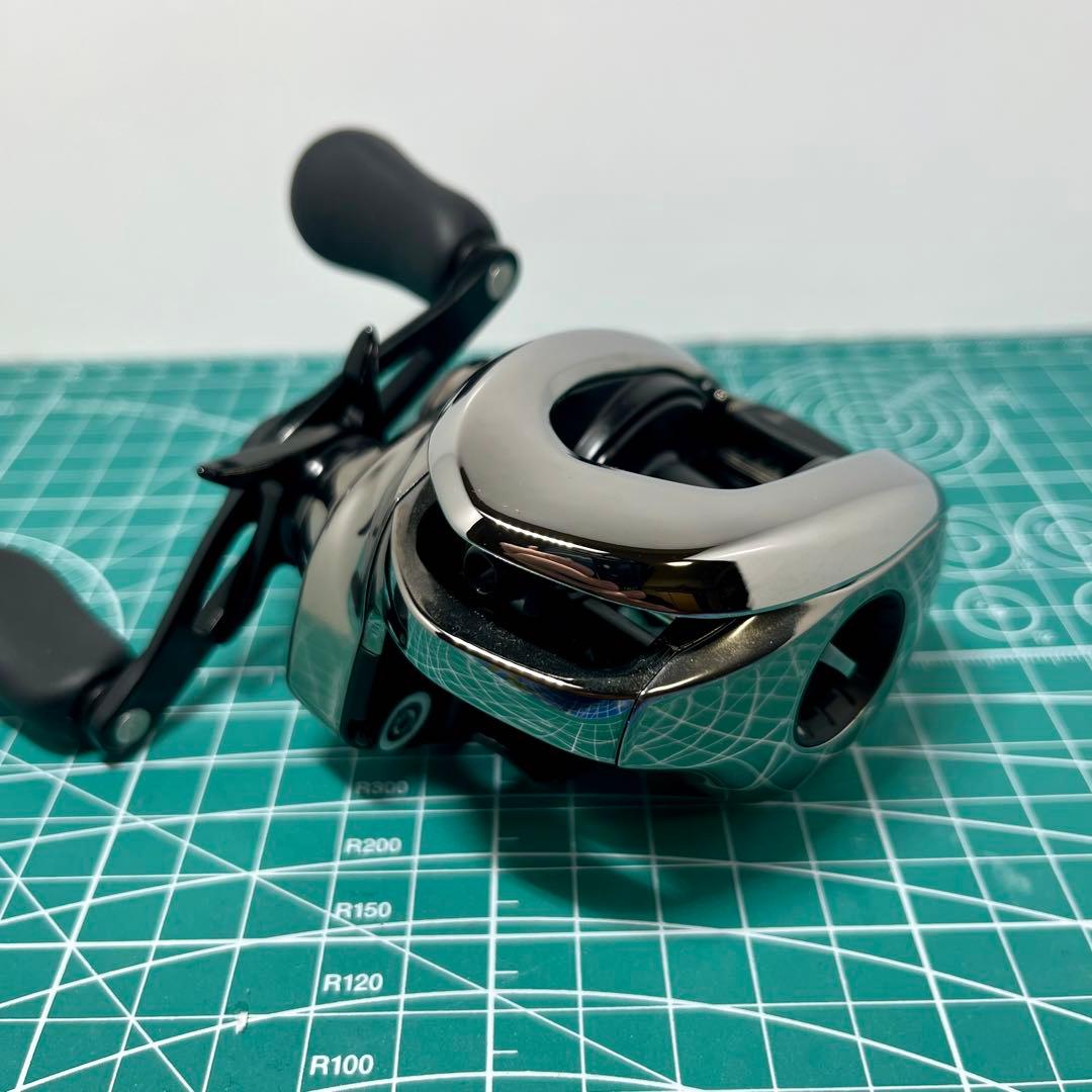 【未使用品】シマノ 21 アンタレス DC 右ハンドル