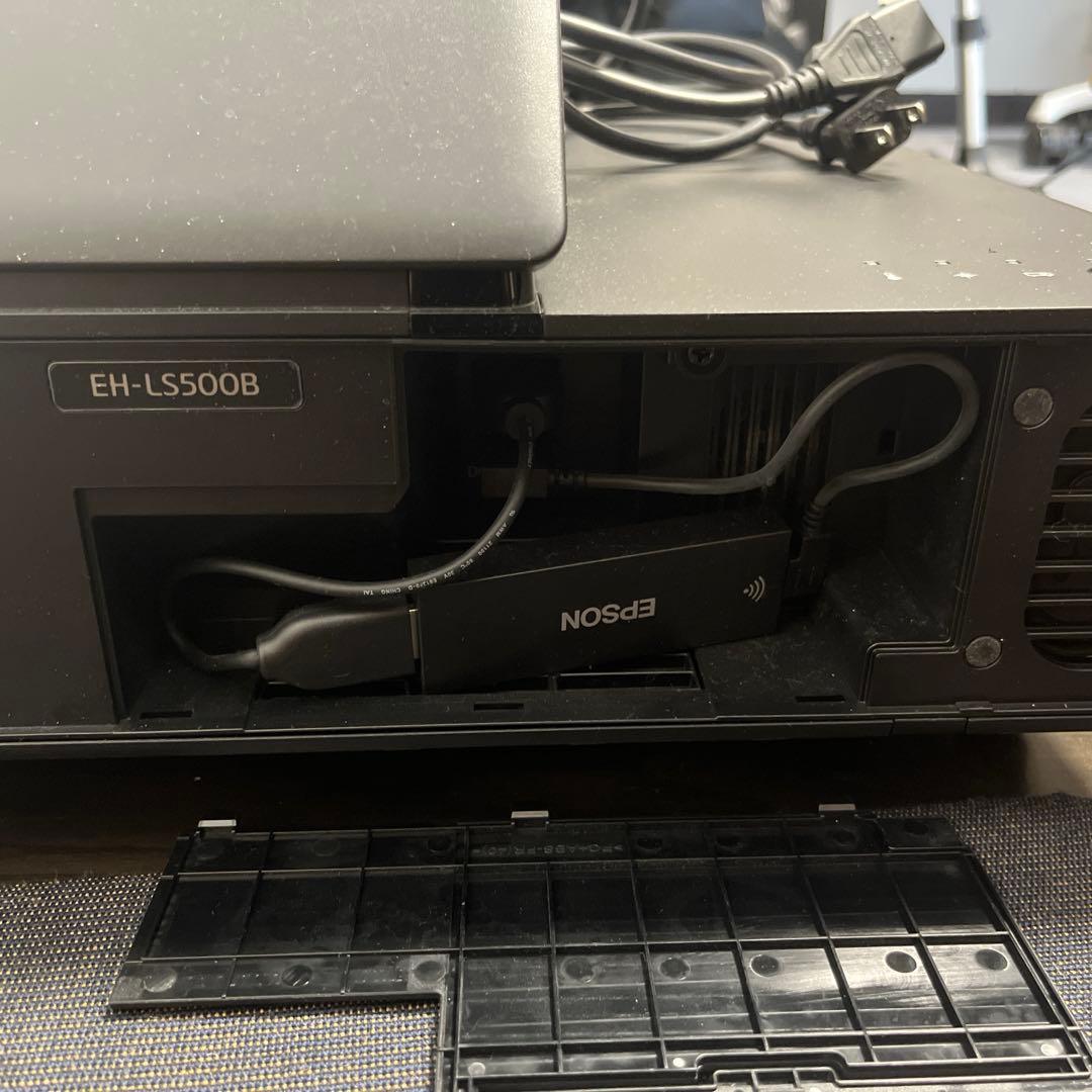 epson 超短焦点レーザ プロジェクター dreamio EH-LS500B