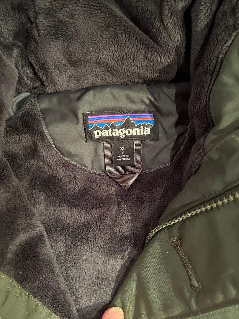 patagonia XL ボーイズインサレーテッドイスマスジャケット