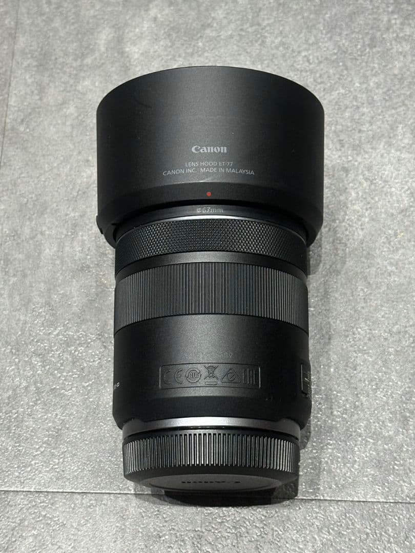 レンズ　CANON RF85mm F2.0 macro is stm