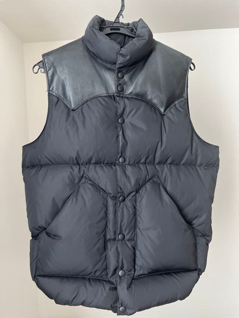 ロッキーマウンテン ダウンベスト ブラック 38サイズ