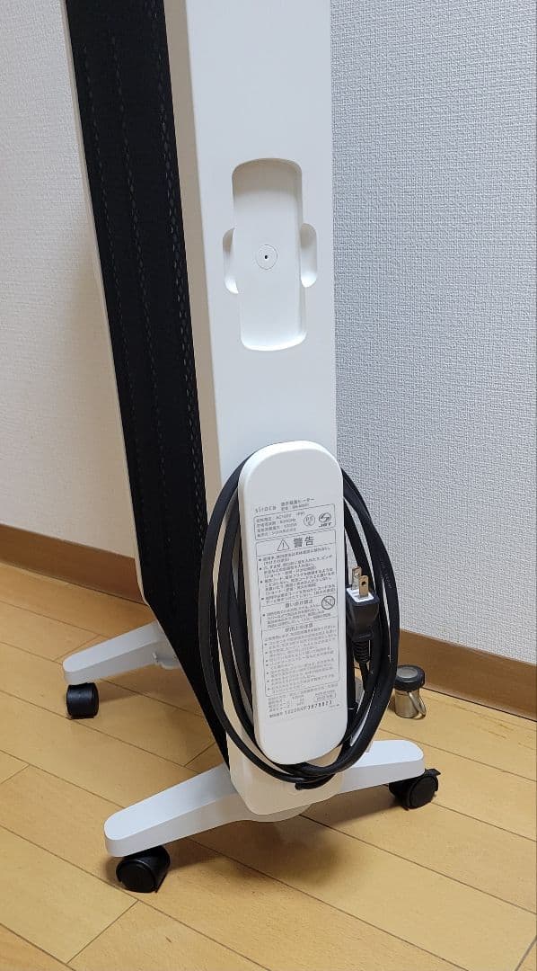 【美品】siroca 遠赤軽量ヒーター キャスター付き