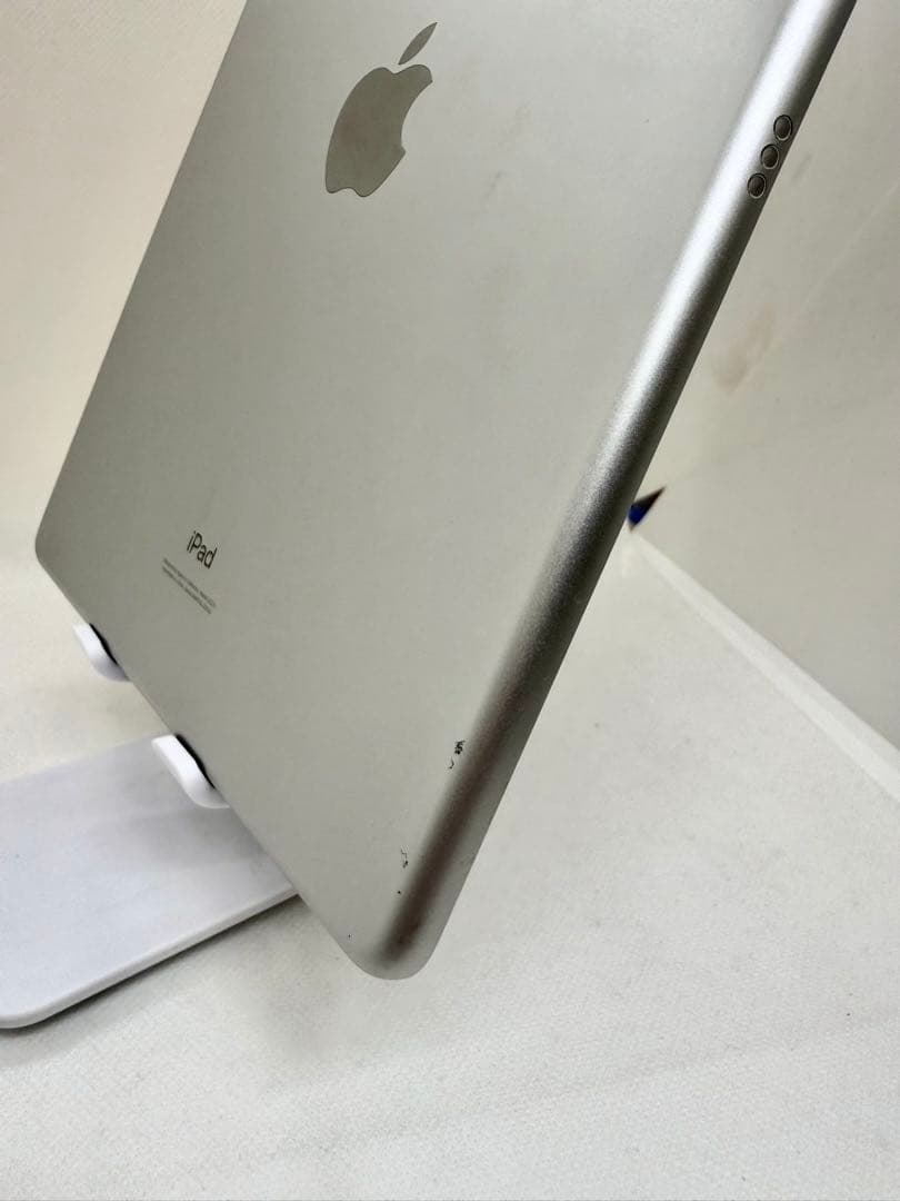 Ipad第8世代32GB Wi-Fimモデル2Q1GD