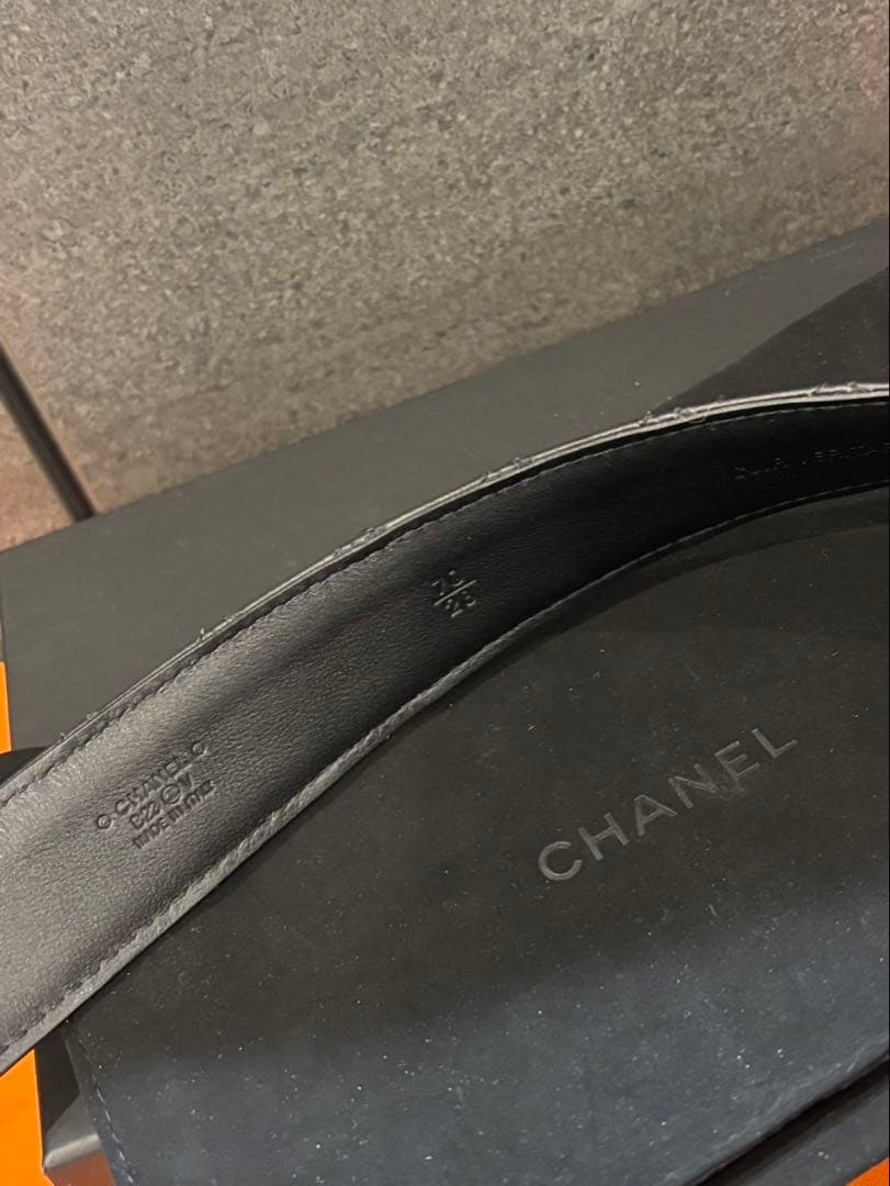 CHANEL チェーンロゴ　マトラッセレザー　ベルト70㎝★美品★
