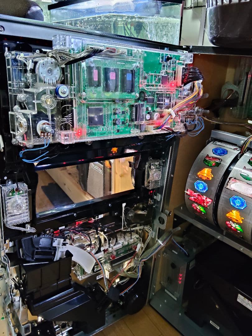 BIOHAZARD: INTO THE PANIC スロットマシン