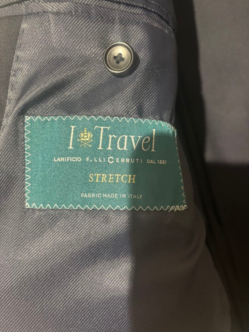 【新品未使用】EDIFICE セットアップスーツ　ネイビー48