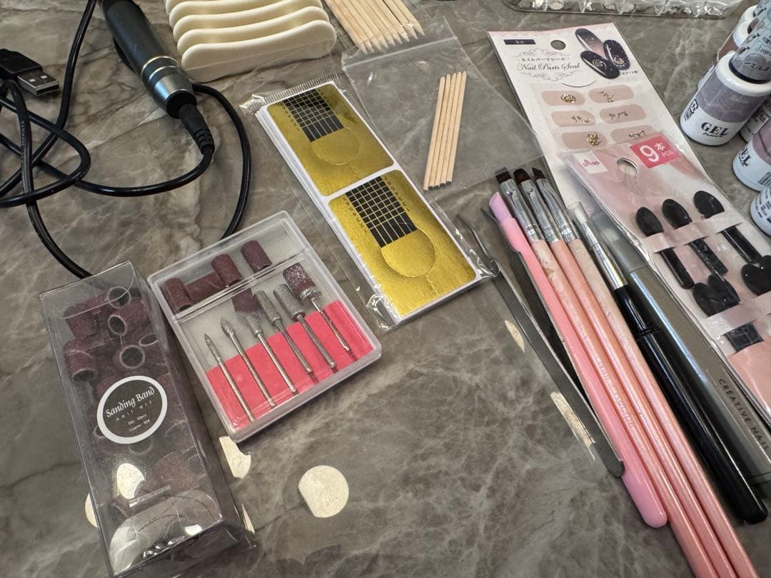 セルフネイル　スターターキット　ジェルネイル　まとめ売り