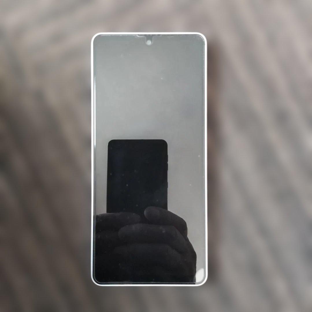 シャープ AQUOS sense6 SH-54B SIMフリー　シルバー