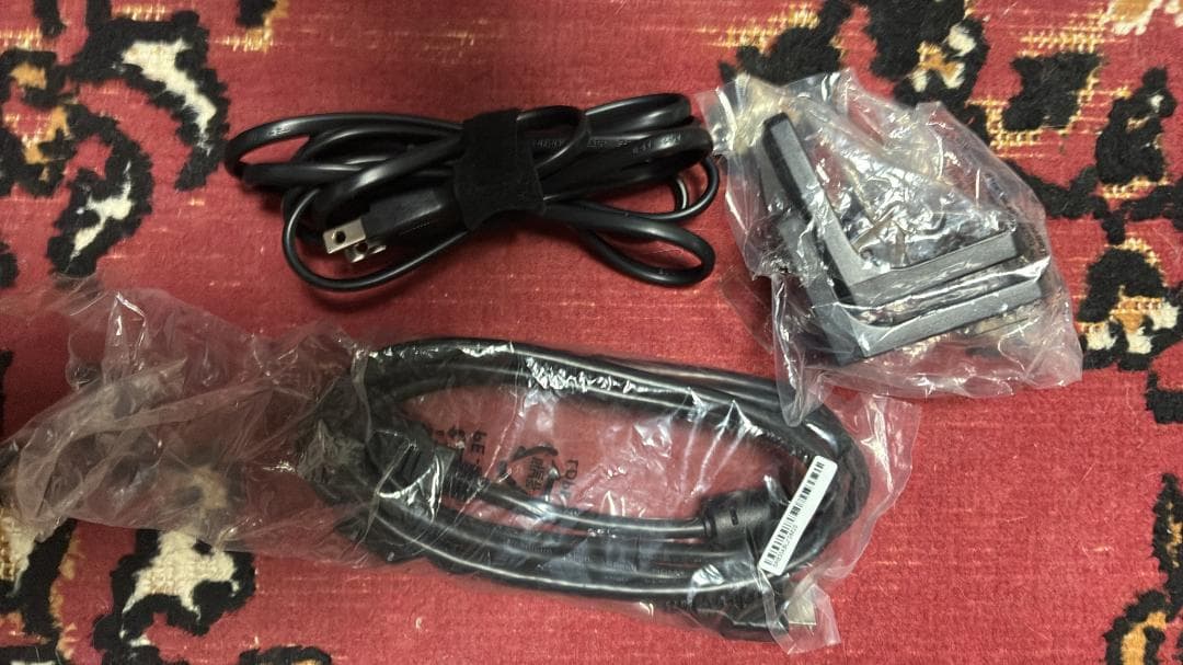 美品　YAMAHA ヤマハ サウンドバー SR-B30A