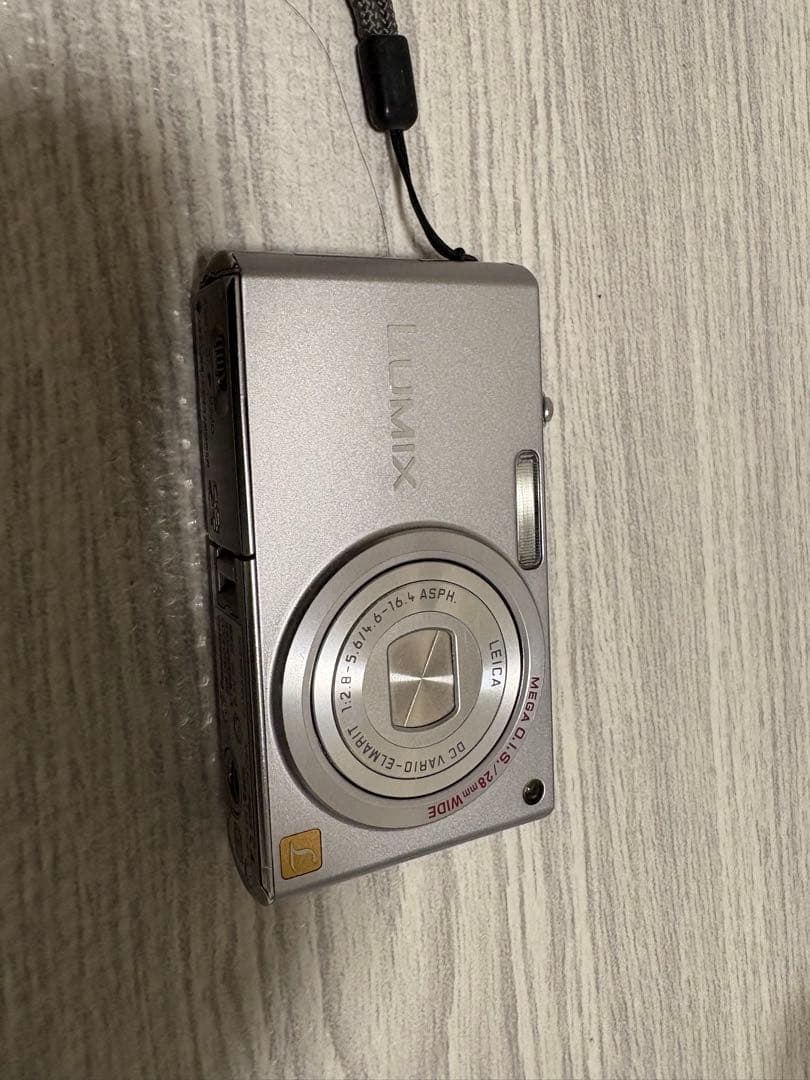 LUMIX コンパクトデジタルカメラ シルバー
