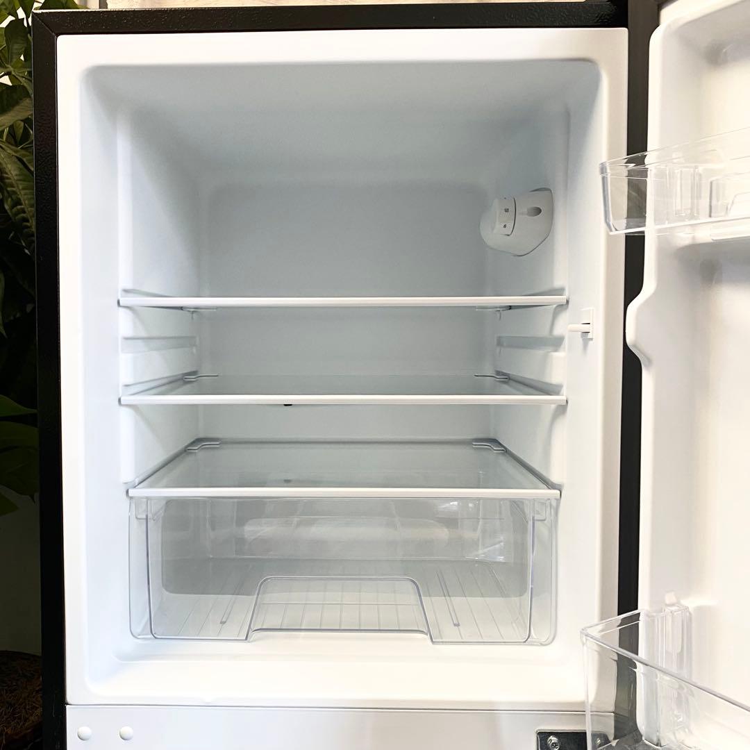 高年式！黒家電でカッコよく！一人暮らしに！2ドア冷凍冷蔵庫142L
