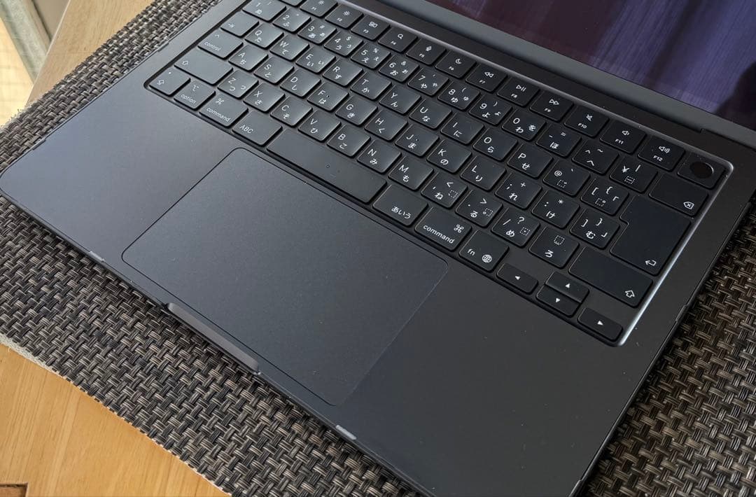 MacBook Air M4 13インチ ミッドナイト 美品新品同様