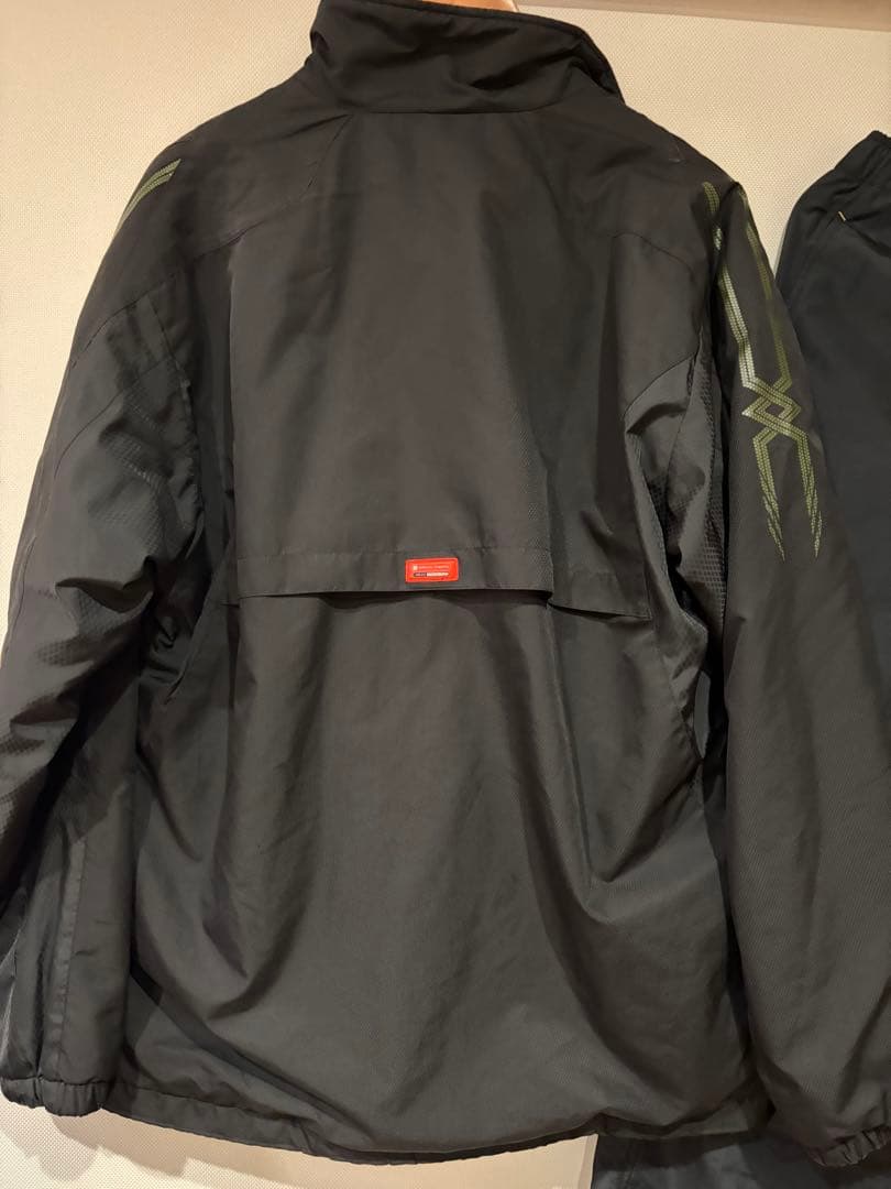 MIZUNOミズノ　ブレスサーモ　ウォーマー　セットアップ　サイズXO ジャージ