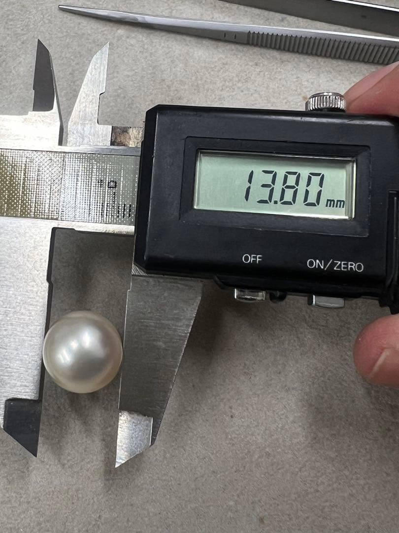 南洋白蝶真珠パールペンダントトップ　13.8mm ホワイトカラー　Pt900製