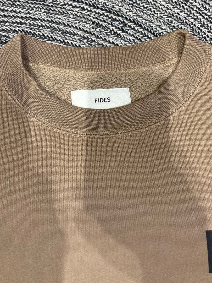 早い者勝ち　新品未使用　FIDES フィデス　スウェット