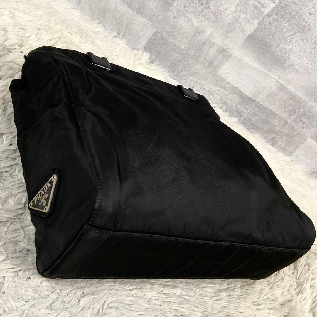 極美品 PRADA ナイロン ハンドバッグ 三角プレート ファスナー ブラック