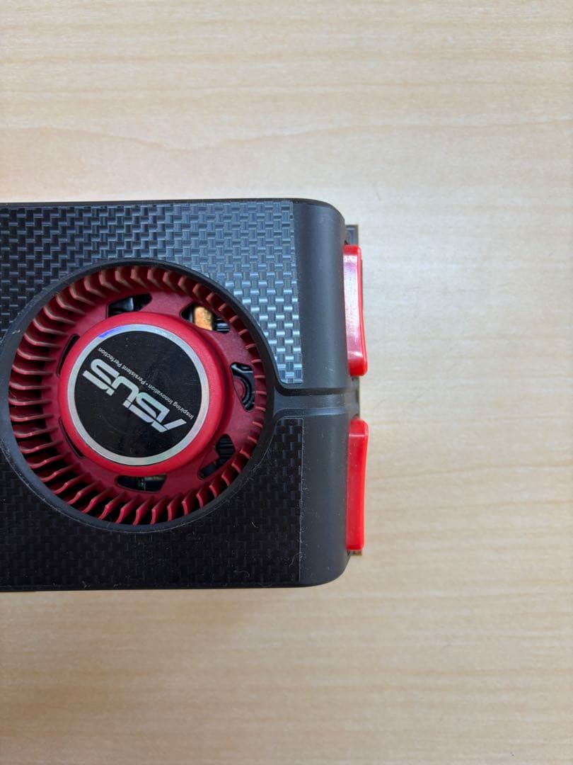 動作品 ASUS グラフィックボード ファン付き￼