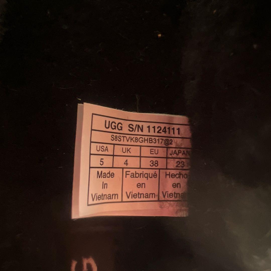 UGG ブラックサンダル 23cm