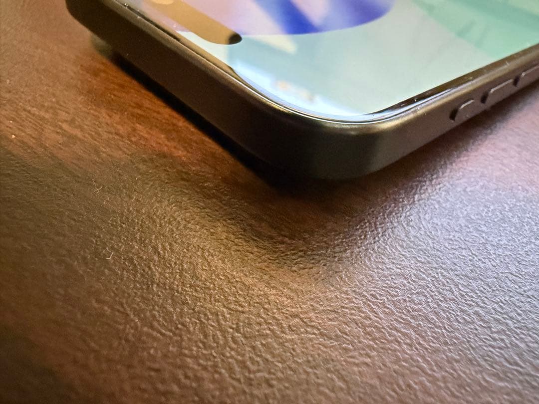 海外版 iPhone 15 Pro 256 GB SIMフリー