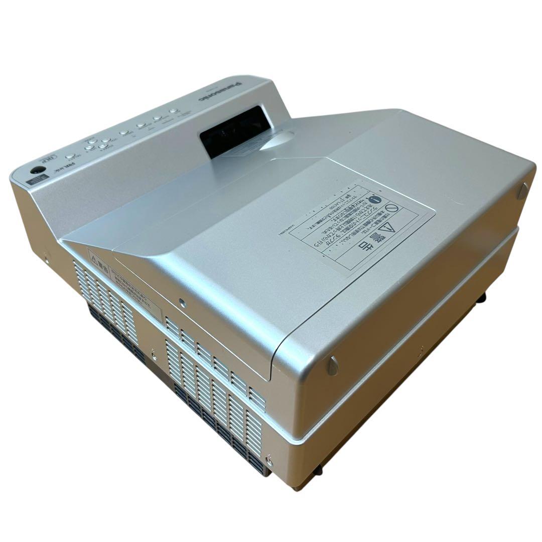 Panasonic 業務用 超短焦点 プロジェクター DLP PT-CW230