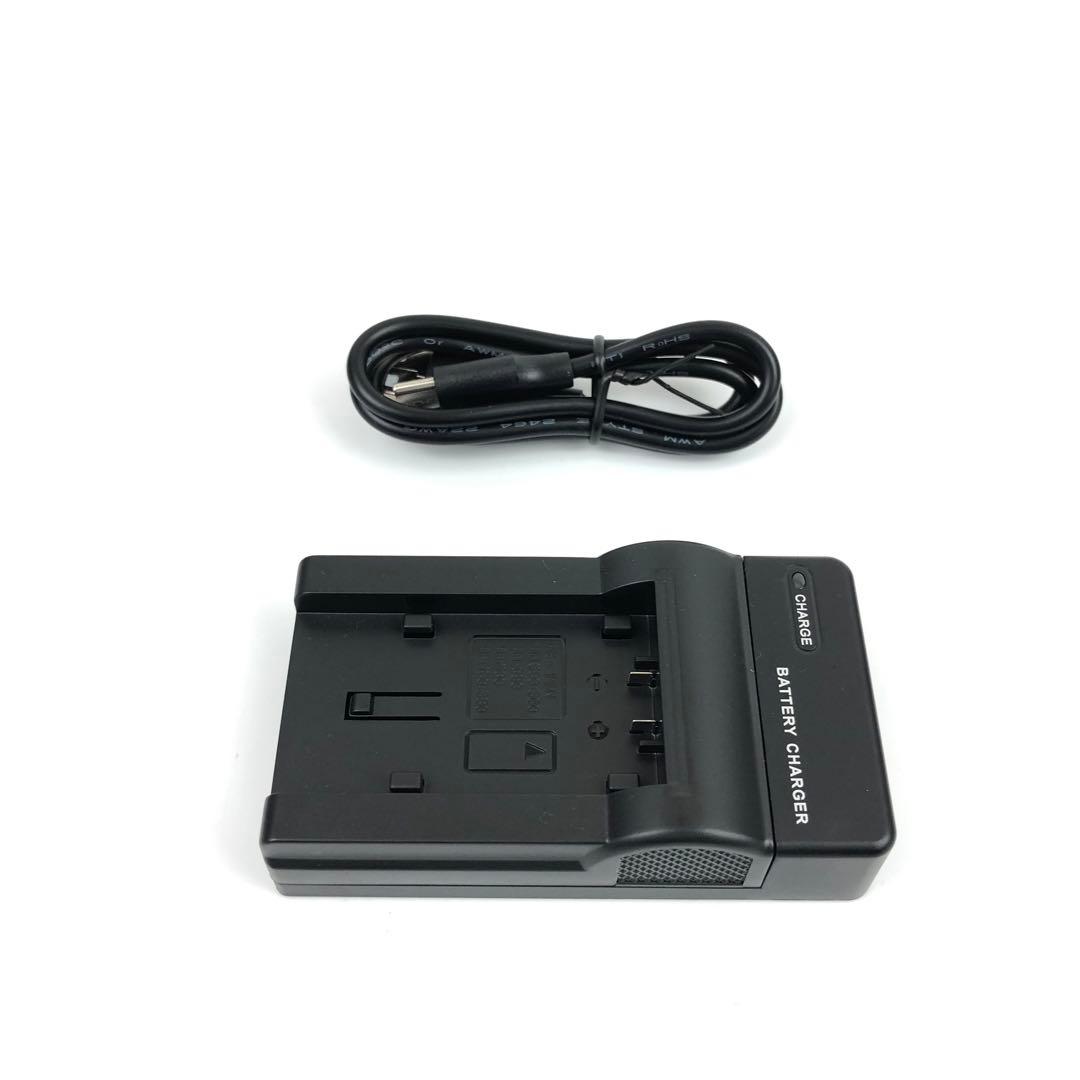 【極美品】Panasonic HC-W570M-W ホワイト ビデオカメラ